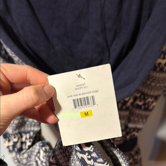 Women’s Jane & Bleecker Navy Hooded Double Knit Short Robe with Reindeer NWT - Picture 8 of 8